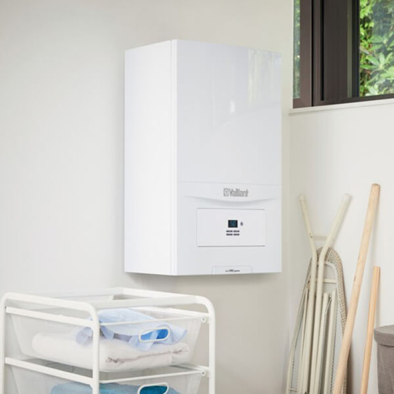 VAILLANT Котел газовий ecoTEC pure VUW 246/7-2 (H-INT IV) 18,5 кВт, ГВП 24,5 кВт (0010023030)