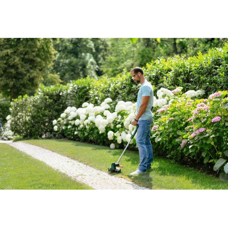 BOSCH Тример садовий акумуляторний UniversalGrassCut 18V-260 1х2.5А·год 26см 2.3кг (06008C1D03)