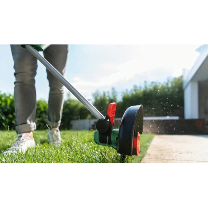 BOSCH Тример садовий акумуляторний UniversalGrassCut 18V-260 1х2.5А·год 26см 2.3кг (06008C1D03)