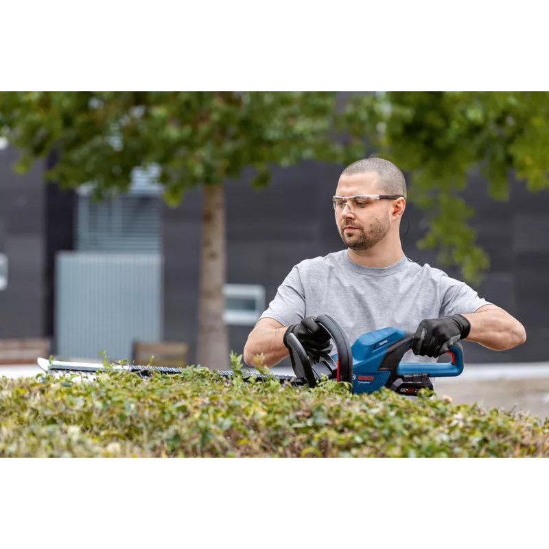 BOSCH Кущоріз акумуляторний GHE 18V-60 18В 60мм крок різу 23мм 2.3кг без АКБ та ЗП (06008C9000)