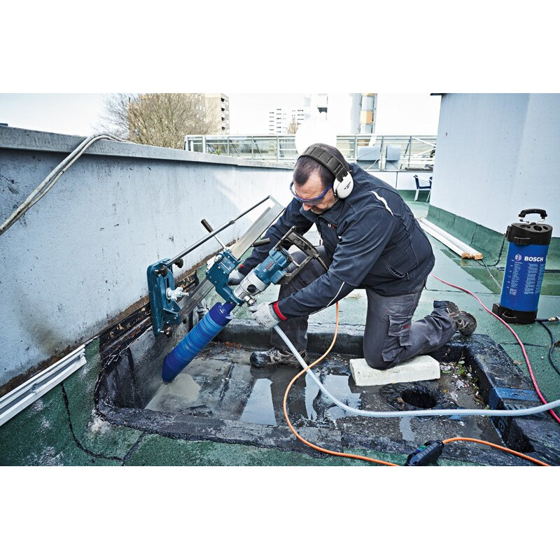 BOSCH Дрель алмазного сверления GDB 180 WE (0601189800)