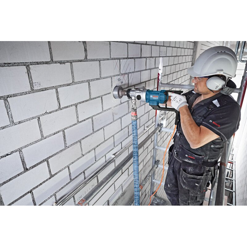 BOSCH Дрель алмазного сверления GDB 180 WE (0601189800)