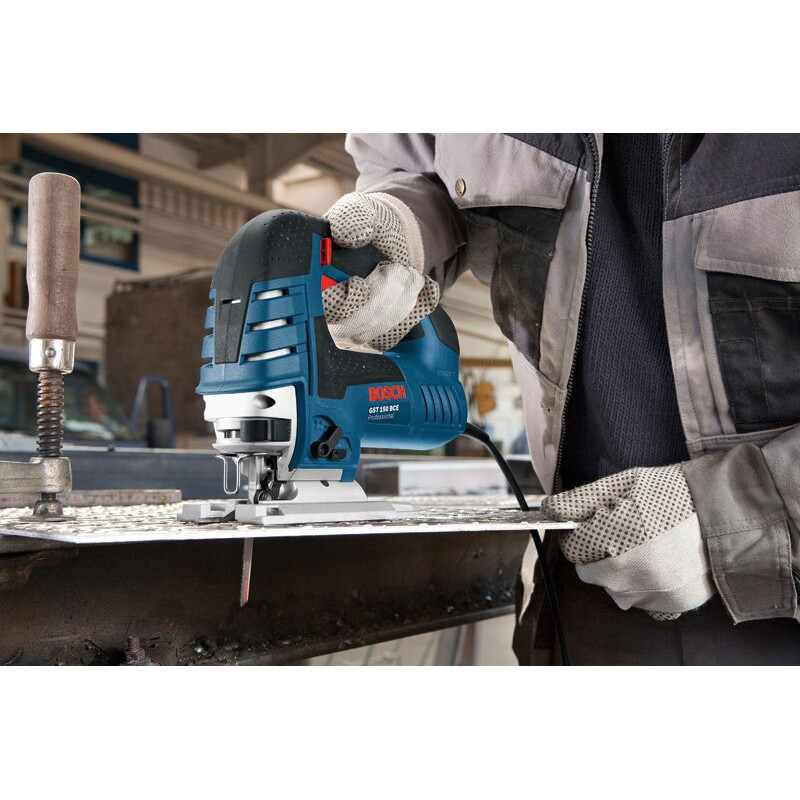 BOSCH Электролобзик GST 150 BCE 780Вт, 2,7кг (0601513000)