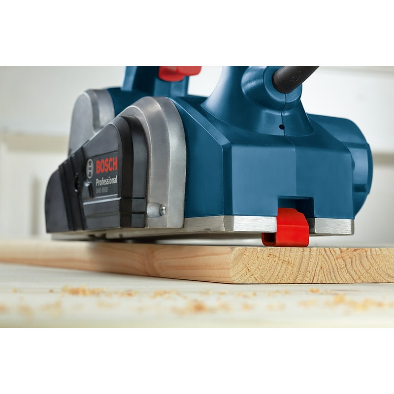 BOSCH Рубанок GHO 6500 650Вт 82мм стругання до 2.6мм паз до 9мм 2.8кг (0601596000)