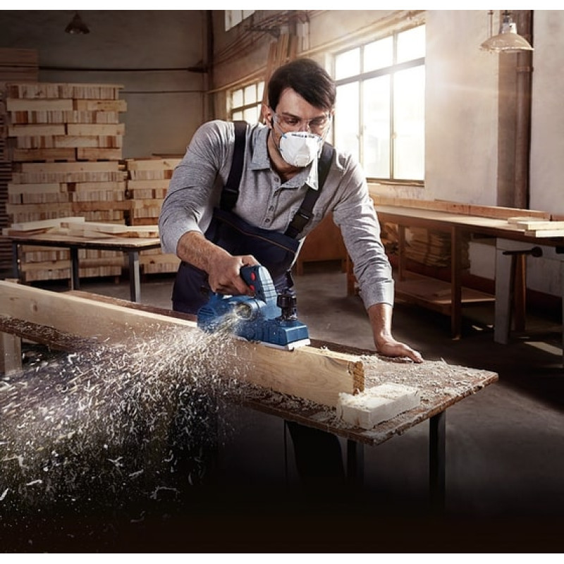 BOSCH Рубанок GHO 6500 650Вт 82мм стругання до 2.6мм паз до 9мм 2.8кг (0601596000)