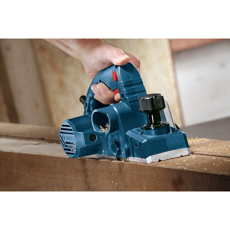 BOSCH Рубанок GHO 6500 650Вт 82мм стругання до 2.6мм паз до 9мм 2.8кг (0601596000)