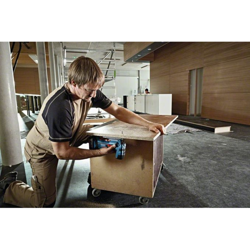 BOSCH Лобзик GST 18 V-LI S акумуляторний 18В 0-2700об·хв хід 23мм 2.4кг без АКБ та ЗП (06015A5100)