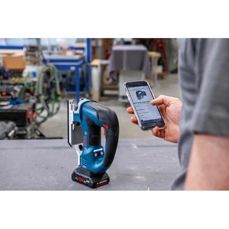 BOSCH Лобзик GST 18V-155 BC, 3800 об/хв, без АКБ и ЗП (06015B1001)