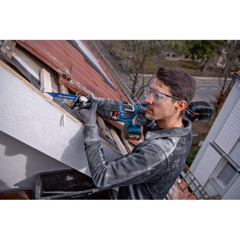 BOSCH Пила шабельна акумуляторна GSA 185-LI, 18 В, пропил 230мм, хід 28мм, 3.2кг без АКБ та ЗП (06016C0020)