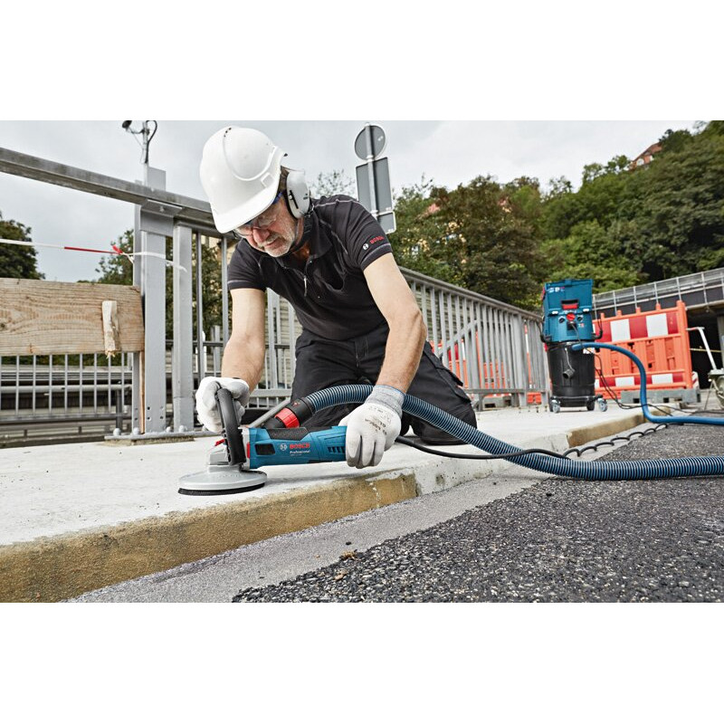 BOSCH Шліфмашина по бетону Professional GBR 15 CA (0601776000)