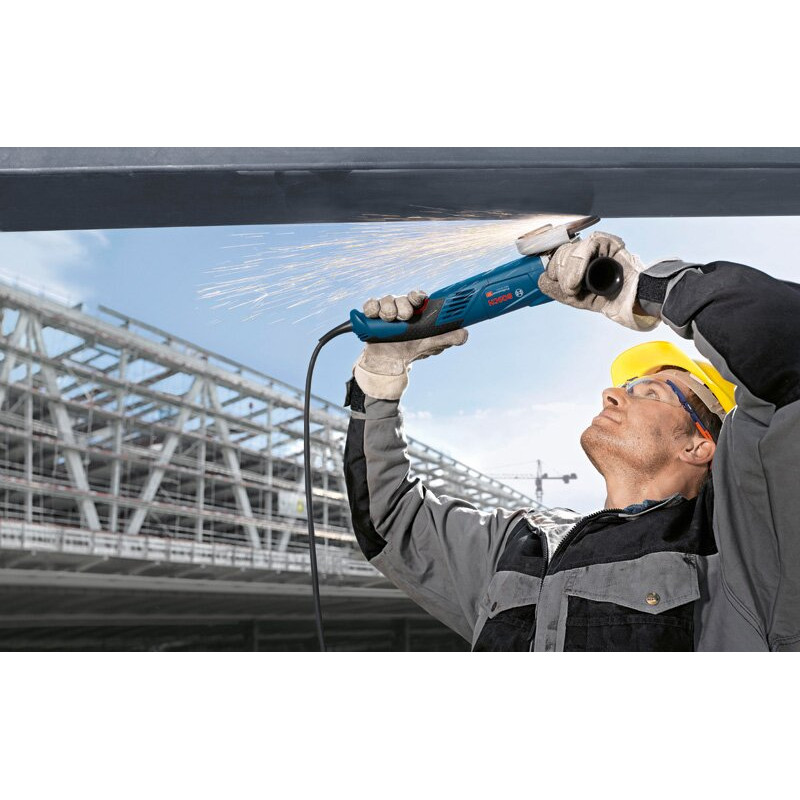 BOSCH Шлифмашина угловая (болгарка) Professional GWS 18-150 L, 150 мм, 1800 Вт, 10000 об/хв, М14, 2.6 кг (06017A5000)