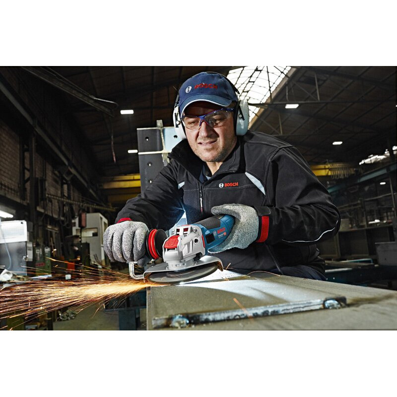 BOSCH Угловая шлифмашина (болгарка) GWS 19-125 S X-LOCK, 125мм, 1900Вт, 2800-11500 об/мин (06017C8002)