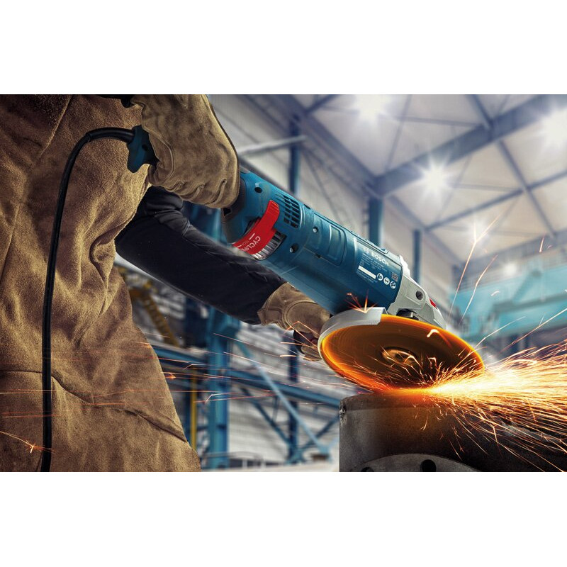 BOSCH Шлифмашина угловая (болгарка) GWS 24-230 JZ, 230мм, 2400Вт , 8500об•хв, плавн. пуск, із системою захисту від пилу Cyclone Tech, 5.8кг (06018C3300)