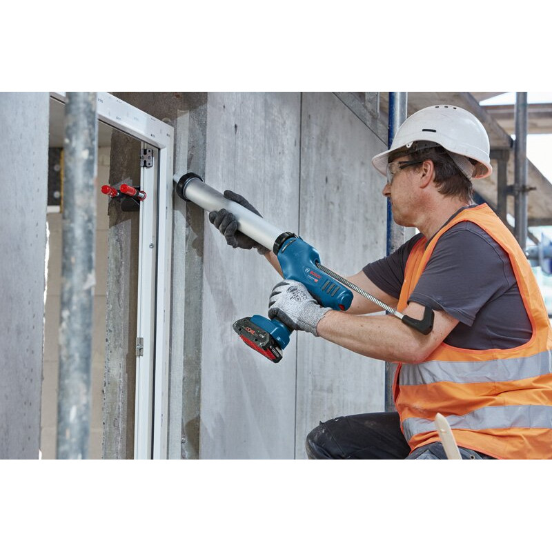 BOSCH Пістолет для герметика Professional GCG 18V-600 акумуляторний, solo (без АКБ и ЗП) (06019C4001)