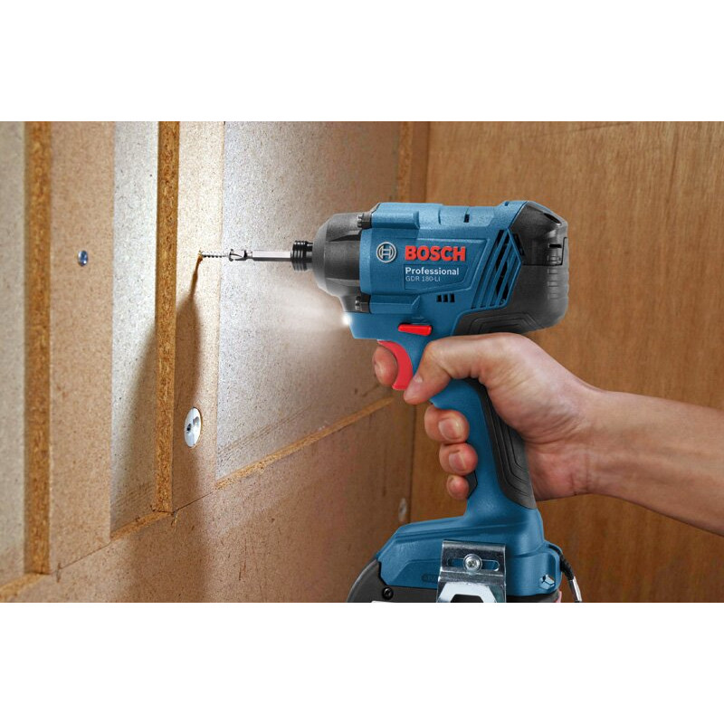BOSCH Гайковерт ударний GDR 180-Li, акум., 2х18 В, 160 Нм, 1/4