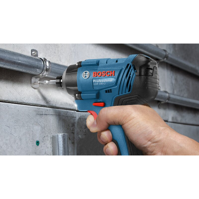 BOSCH Гайковерт ударний GDR 180-Li, акум., 2х18 В, 160 Нм, 1/4