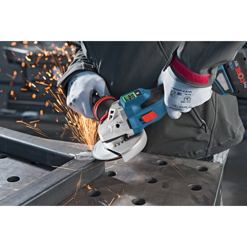 BOSCH Аккумуляторная угловая шлифмашина (болгарка) Professional GWX 18V-15 SC, solo (без АКБ и ЗУ), L-BOXX (06019H6100)