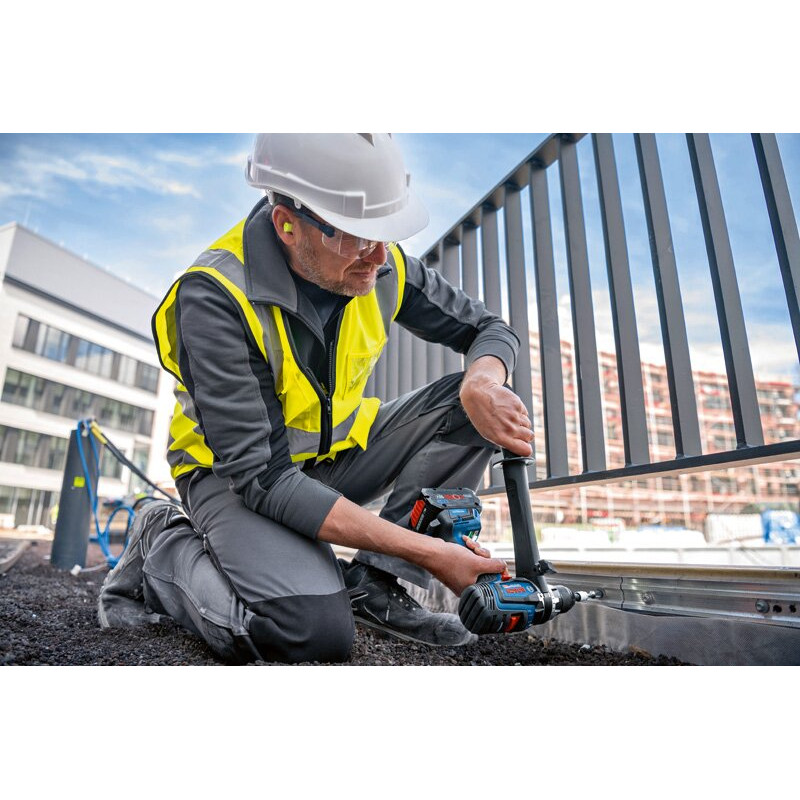 BOSCH Шурупокрут-дрель ударний GSB 18V-150 C Professional акум, 18 В, 550/2200 об/хв, 13 мм, 25 +2, 2.2 кг, без АКБ та ЗП (06019J5101)
