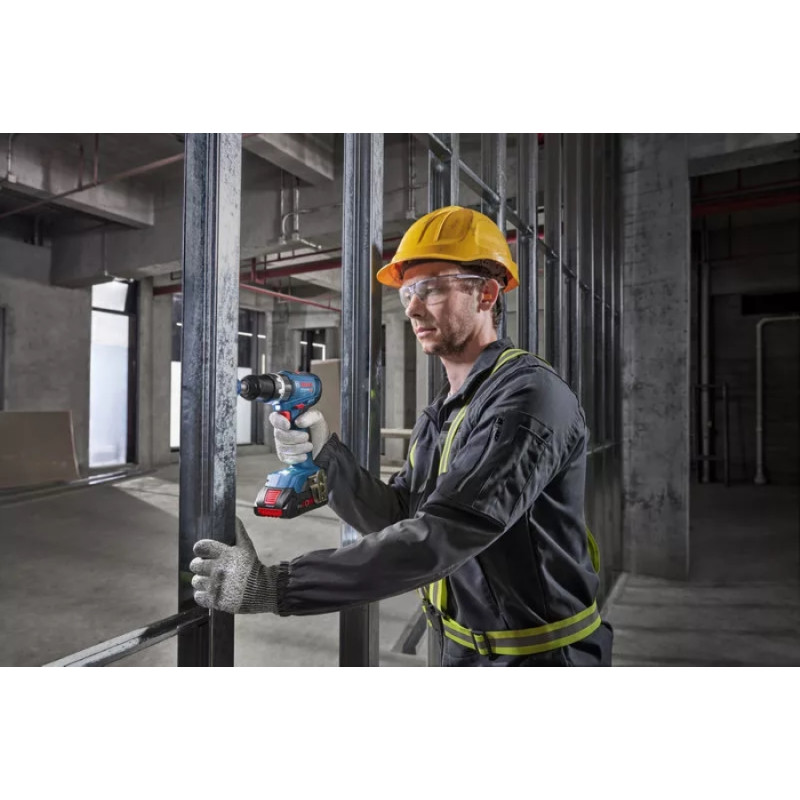 BOSCH Шурупокрут-дриль акумуляторний GSB 18V-65 18В 2х2А·год 31·65Нм 0-2100об·хв ЗП GAL18V-20 кейс 1.12кг (06019N3100)