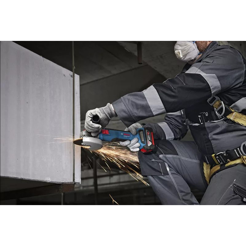 BOSCH Шліфмашина кутова акумуляторна GWS 18V-8 125мм 18В 2x4А·год 0-11000об·хв 1.7кг кейс ЗПGAL 18V-40 (06019N9020)