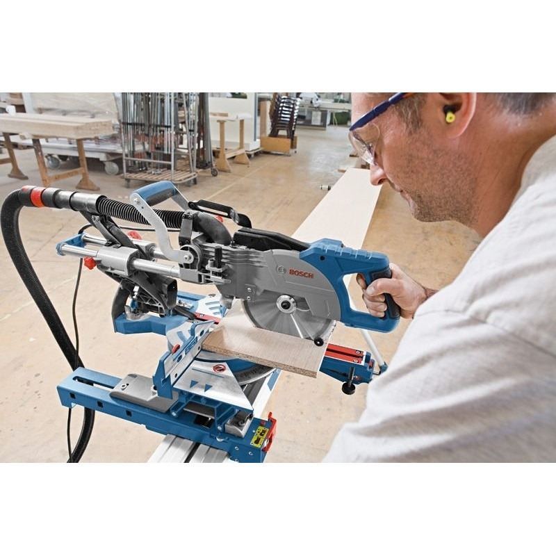 BOSCH Пила торцювальна Professional GCM 8 SJL 1600Вт диск 216мм 17.3кг (0601B19100)