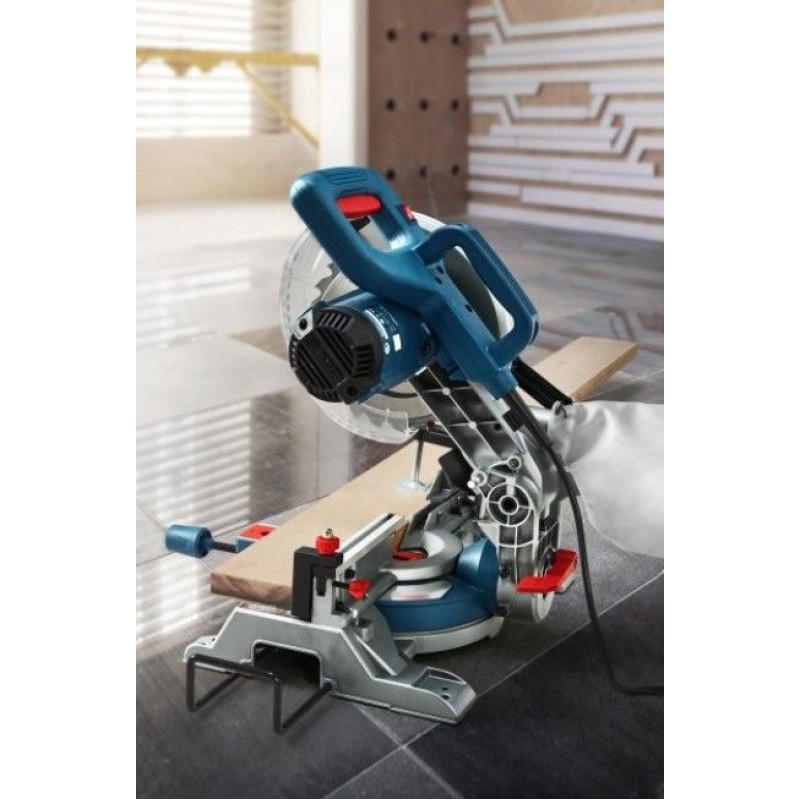 BOSCH Пила торцювальна GCM 216, 1300Вт, 216мм, 24мм, 10.1кг (0601B33000)