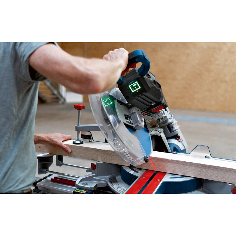 BOSCH Пила торцювальна GCM 18V-305 GDC, акумуляторна 18В (0601B43000)