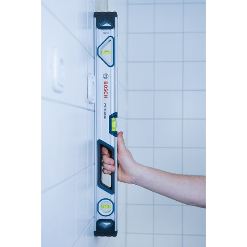 BOSCH Рівень , 60см, 3 капсули, алюмінієвий корпус, отвори для руки (1600A016BP)
