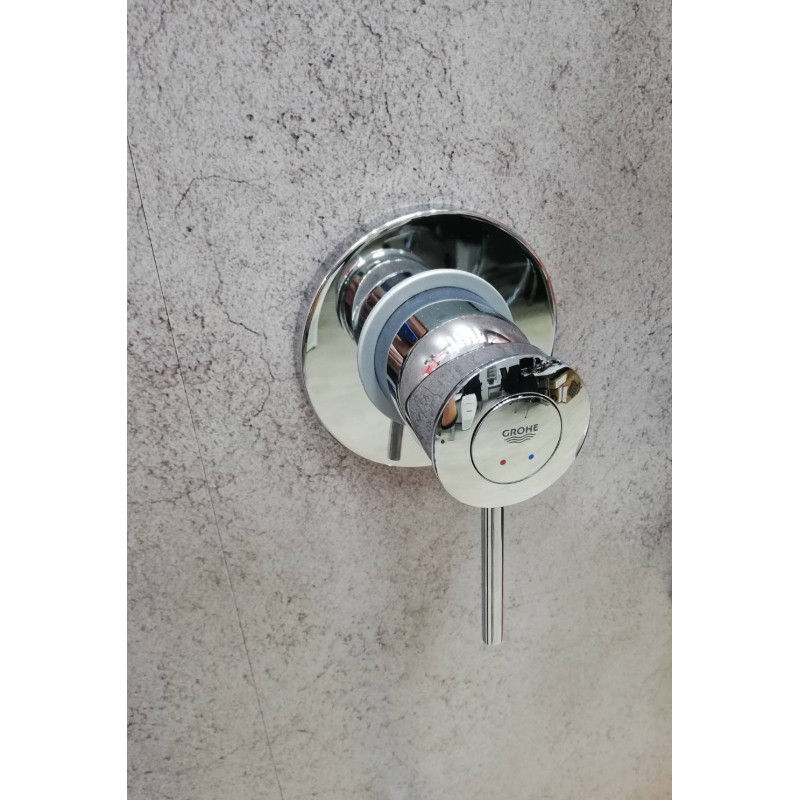 Grohe Змішувач одинважільний для душу BauClassic (29048000)
