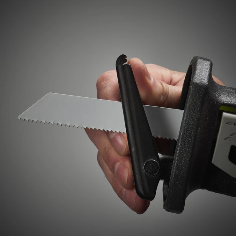 Ryobi Пила шабельна акумуляторна R18RS-0 ONE+ 18В пропил 200мм хід 28мм 2.4кг без АКБ та ЗП (5133002637)