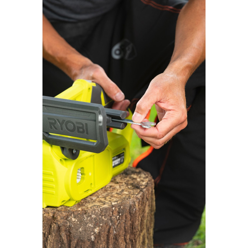 Ryobi Пила ланцюгова акумуляторна ONE+ RY18CS20A-125 18В акб 1х2.5А·год ЗП 20см 2.3кг (5133005415)