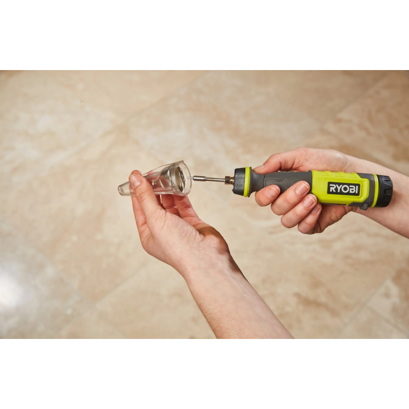 Паяльник акумуляторний Ryobi USB Lithium RSI4-120G 4В 2А·год 460°С світлодіодне підсвічування 0.1кг (5133006146)