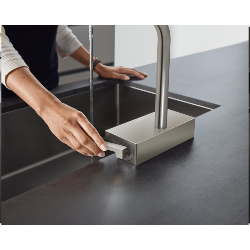 Hansgrohe Змішувач для кухні Aquno Select M81 з висувним душем сатин