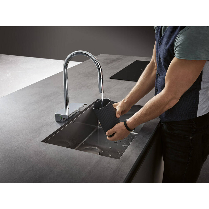 Hansgrohe Змішувач для кухні Aquno Select M81 з висувним душем хром