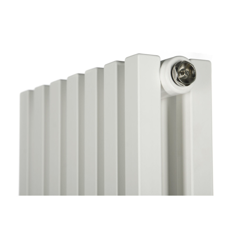 Betatherm Дизайнерский вертикальный радиатор Quantum 1800мм/285мм (BQ 1180/7 9016M 99)