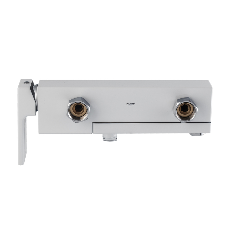 Смеситель для ванны с коротким изливом KOER KB-41009-04 (Цвет хром+белый) (KR5985)