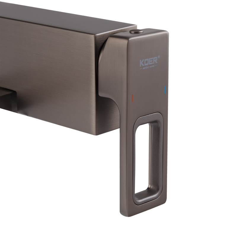 Смеситель для ванны с коротким изливом KOER KB-41009-07 (Цвет графит) (KR5986)