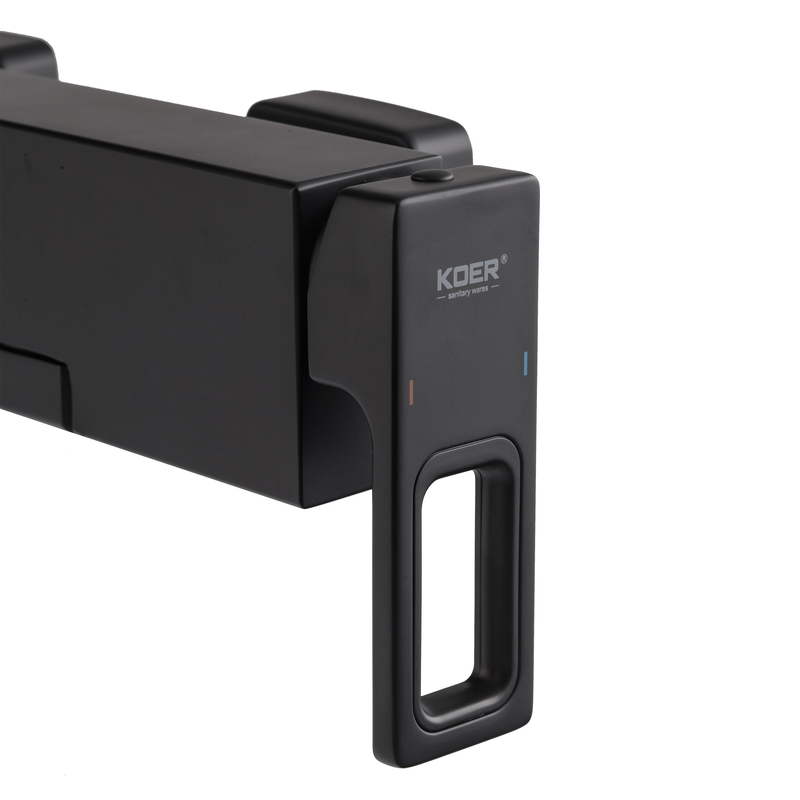 Смеситель для ванны с коротким изливом KOER KB-41009-05 (Цвет черный) (KR6018)