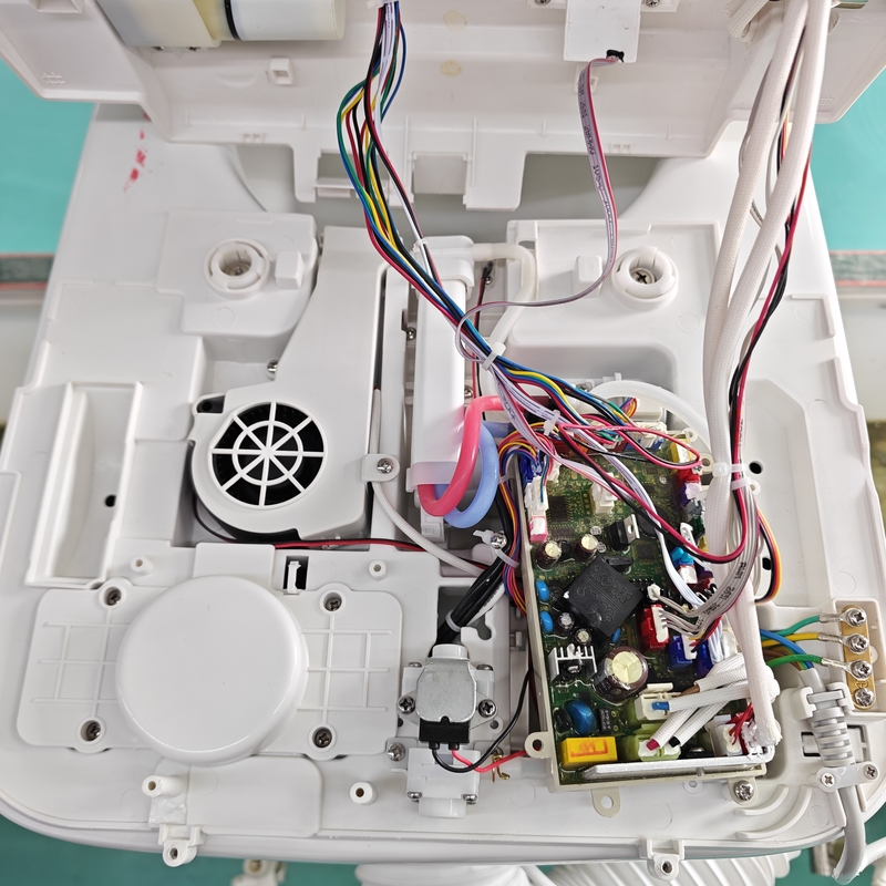 Унитаз-биде напольный с электронным управлением Koer TB-0202 Smart 680x405x455mm со встроенным бачком (KR6072)