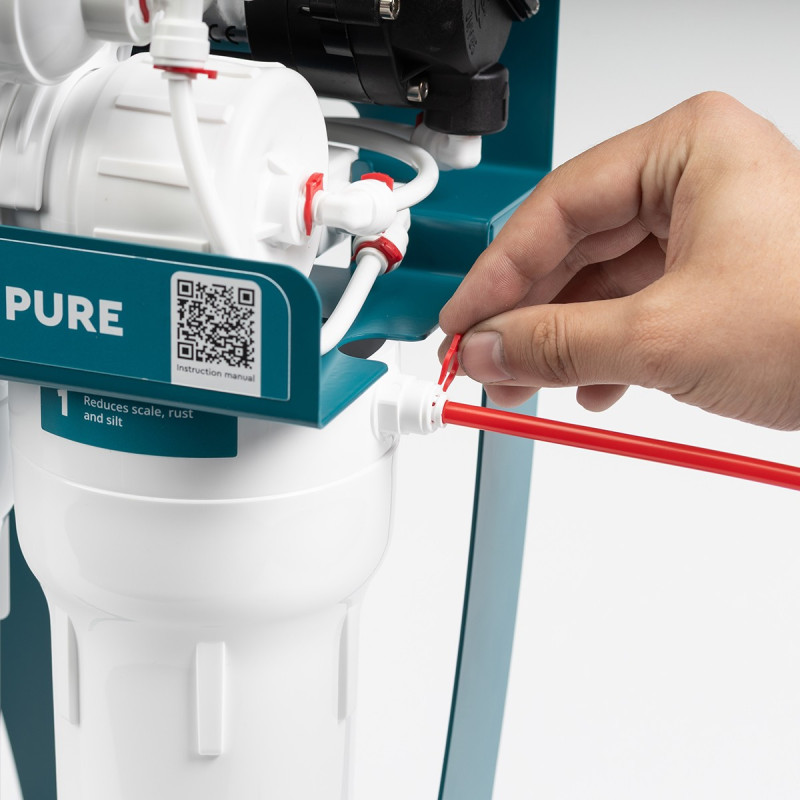 Фільтр зворотного осмосу Ecosoft P'URE Balance з помпою на станині, мембрана 75gpd DuPont, картридж Balance збагачує воду кальцієм і магнієм, дренаж 1:1 (MO675MBALPSECO)