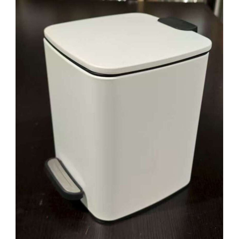 Мусорное ведро с плавным закрытием квадратное Zerix Kubix-TC0106 White 6 л (цвет белый) (ZX6109)