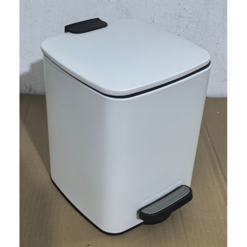 Мусорное ведро с плавным закрытием квадратное Zerix Kubix-TC0106 White 6 л (цвет белый) (ZX6109)