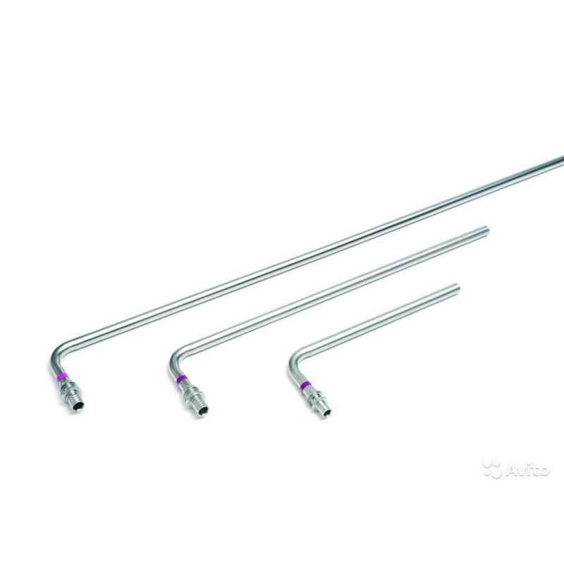 REHAU Трубка Г-образная RAUTITAN для подключения к отопительному прибору 20х500 (240941001)