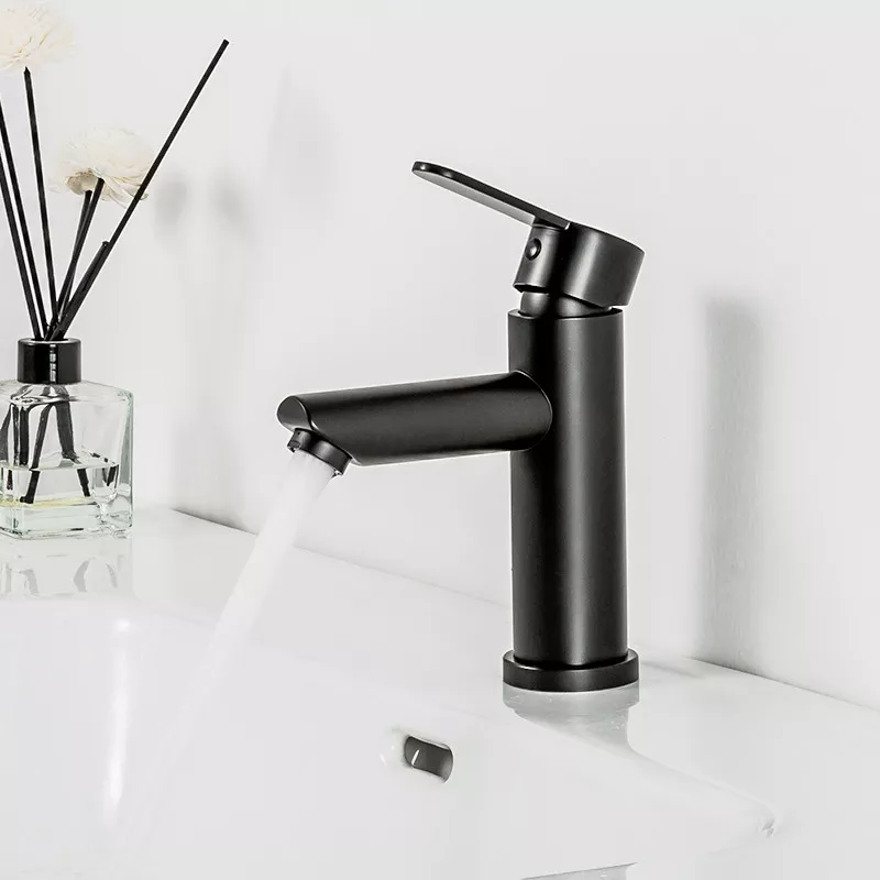 Frap Змішувач для умивальника F10801-6, чорний