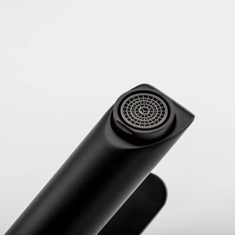 Frap Змішувач для умивальника F10801-62 високий, чорний