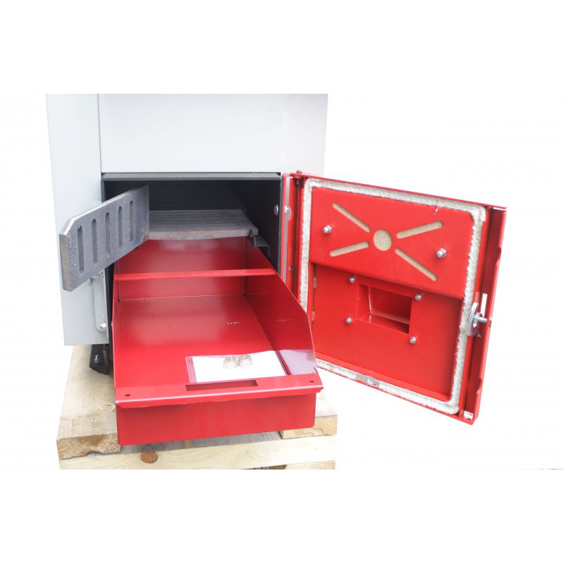 Маяк Твердотопливный универсальный котел с комбинированными колосниками АОТ-25 STANDARD PLUS UNI.