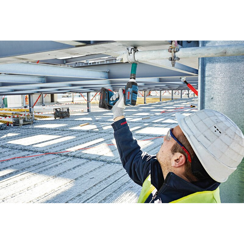 BOSCH Набор 2х акумулятора ProCORE18V 4.0Ah + ЗУ (1600A016GF)