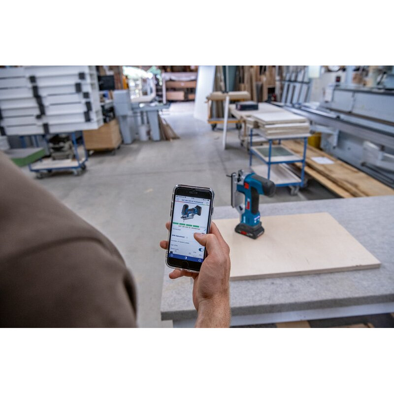 BOSCH Лобзик GST 18V-155 SC, акумуляторний 18В, без АКБ и ЗП (06015B0001)