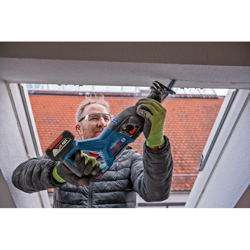 BOSCH Пила шабельна акумуляторна GSA 185-LI, 18 В, пропил 230мм, хід 28мм, 3.2кг без АКБ та ЗП (06016C0020)