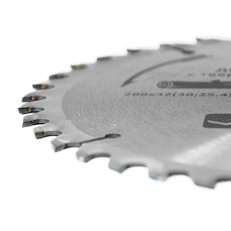 Grad Диск пильный по дереву с твердосплавными напайками Ø200×32 (30; 25.4)×40Т, 7000об/мин (1958245)